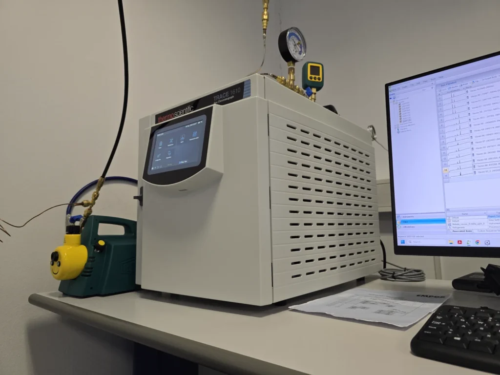 NEW — REFRIGERANT GAS ANALYSIS